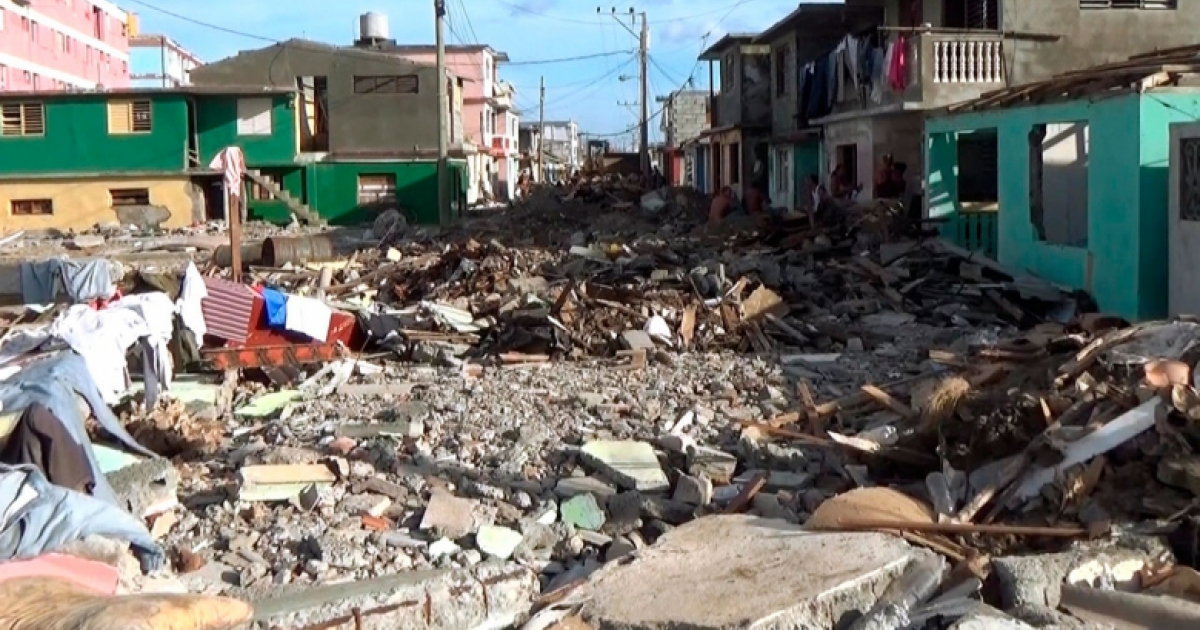 Calles y hogares demolidos en Maisí tras el paso de Matthew © Diario de Cuba