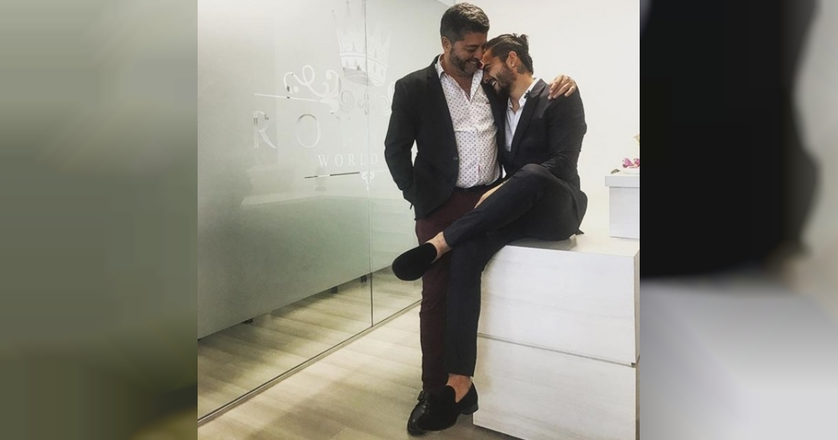 Maluma abrazando a su padre en una emotiva imagen © Instagram / Maluma