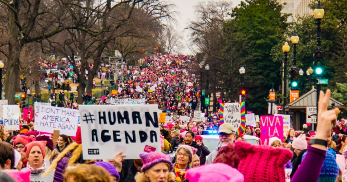 Marcha-de-las-mujeres-contra-Trump © Wikimedia commons.