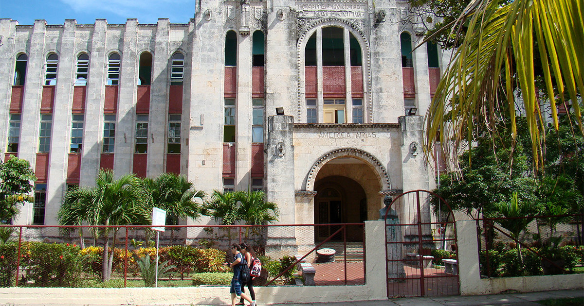 Hospital Maternidad de Línea, donde se practican abortos en Cuba. © CIberCuba