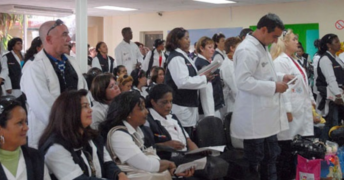 Médicos cubanos de la Misión Moto Méndez en Bolivia © Cubadebate