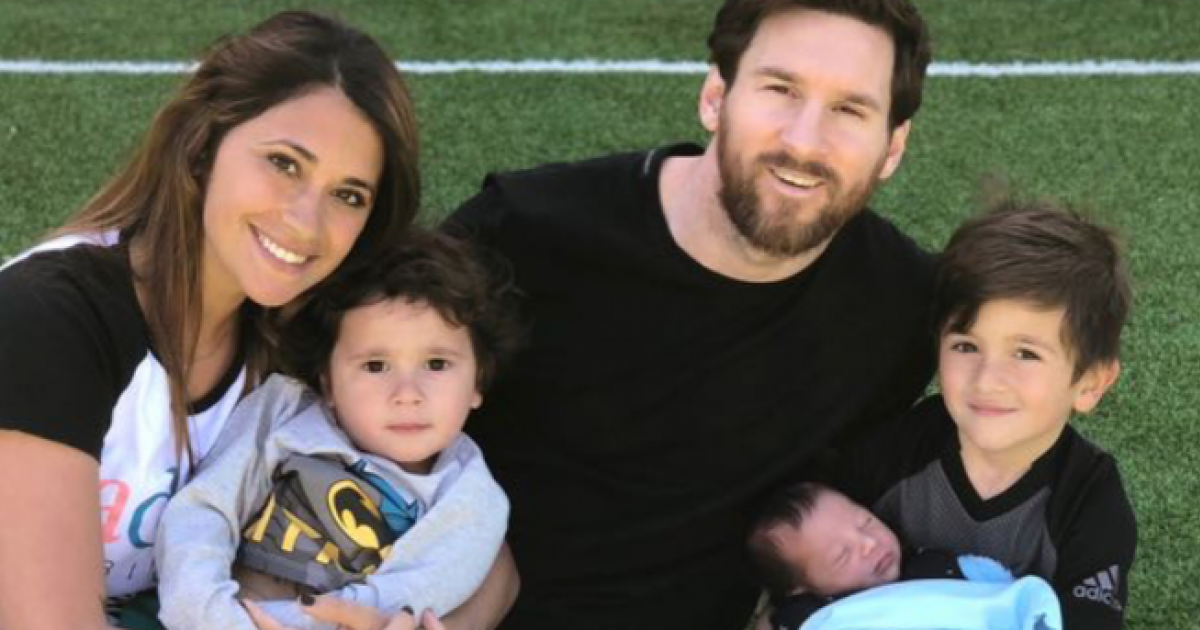Leo Messi y Antonela Roccuzzo junto a sus hijos Thiago, Mateo y Ciro © Instagram / Leo Messi