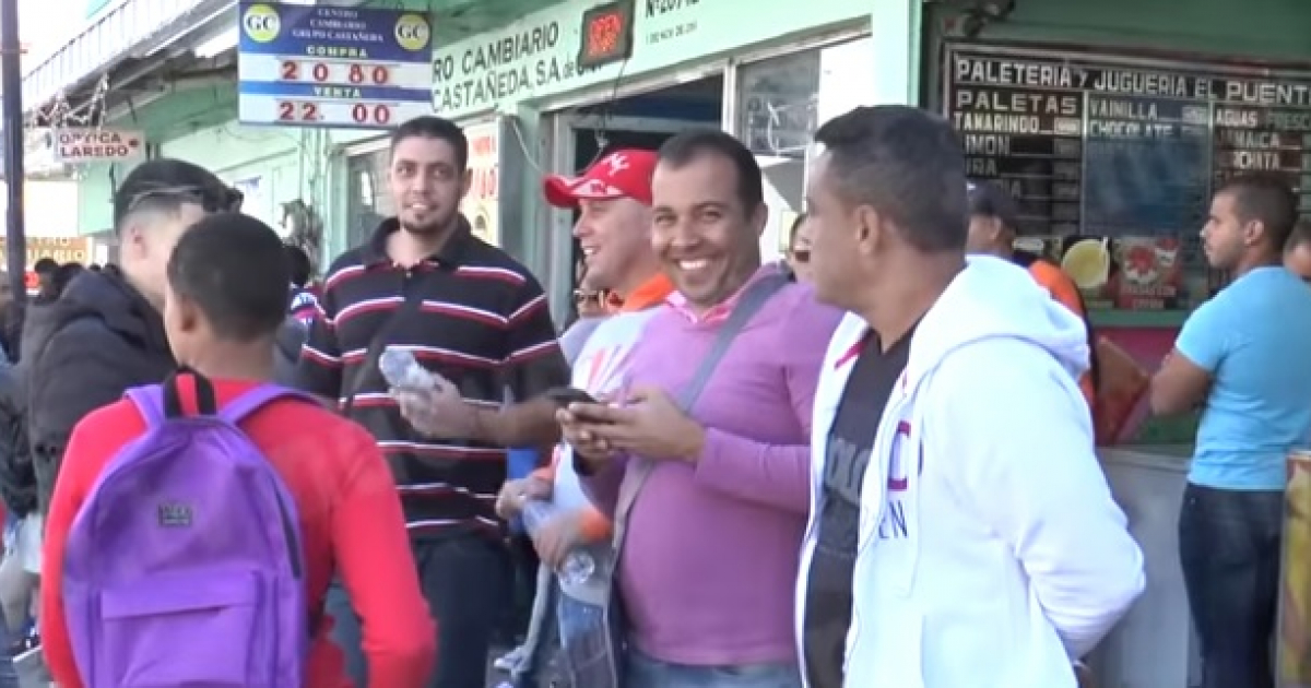 Migrantes cubanos en el territorio de Nuevo Laredo © Nuevo Laredo TV