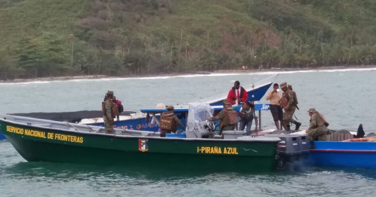 Integrantes del Servicio Nacional de Fronteras de Panamá en pleno operativo © Twitter / @senafrontpanama