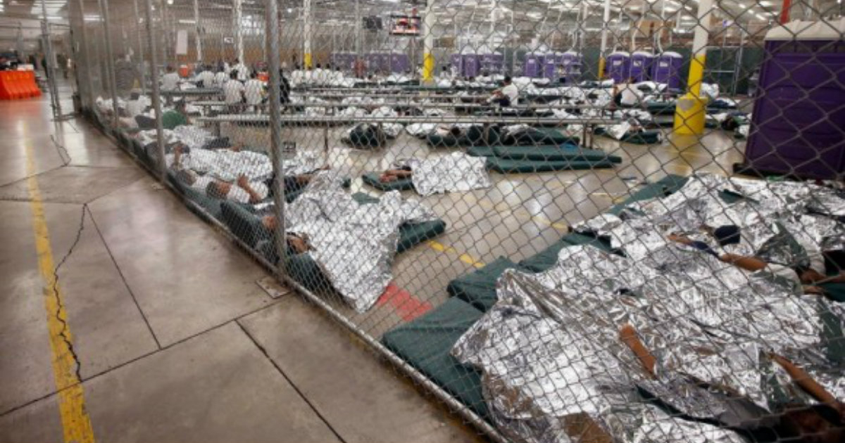 Centro de internamiento de inmigrantes en EEUU. © Cubadabate
