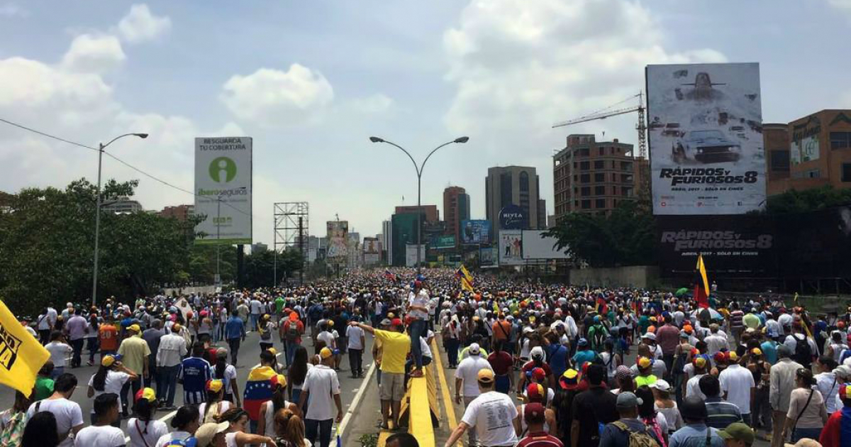 Ciudadanos venezolanos manifestándose en Caracas © Wikipedia / Archivo