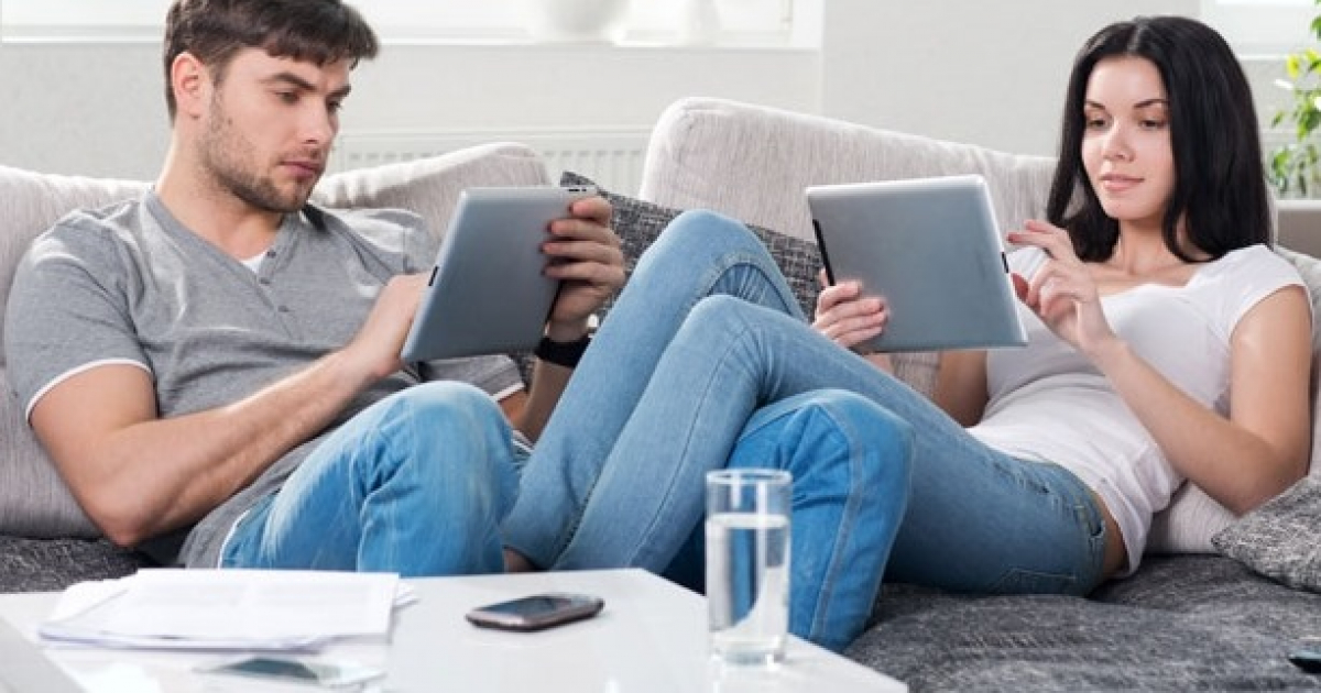 millennials © movingtonaplesguide.com