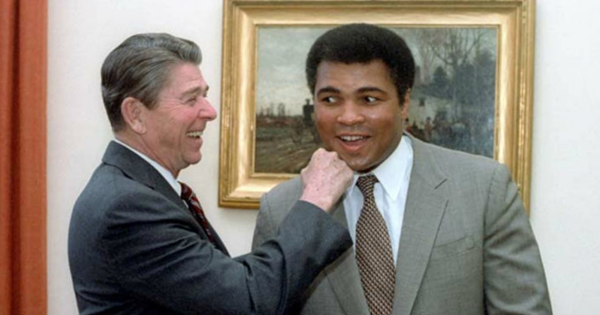 Mohamed Ali con Ronald Reagan en la Casa Blanca en una imagen de archivo © Wikimedia Commons