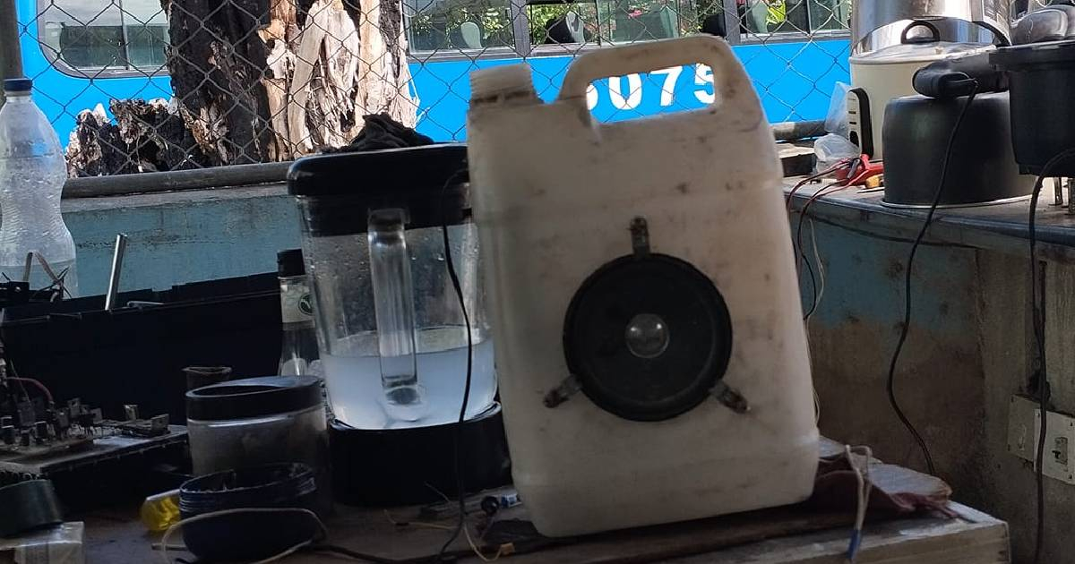 La creatividad de un mecánico en La Habana para disfrutar música