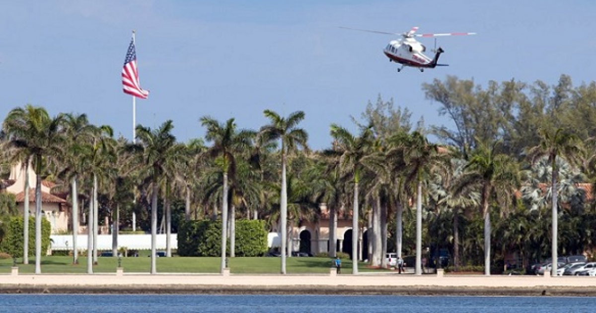 Mar-a-Lago Club © Allen Eyestone / Daily News