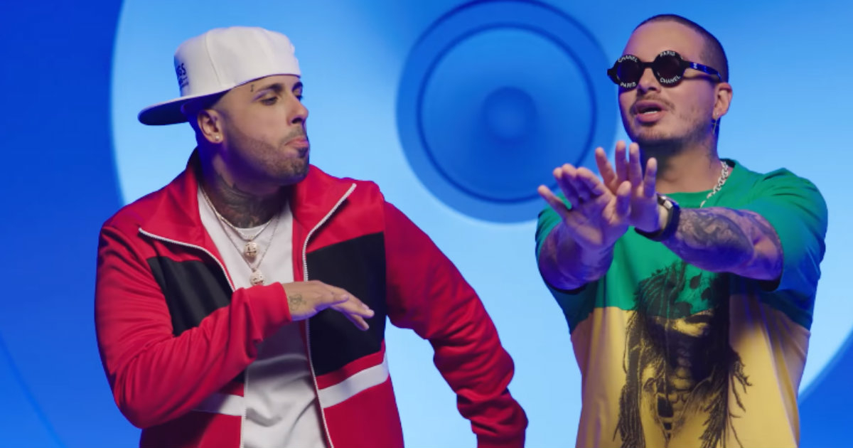 Nicky Jam y J Balvin en el clip de X (EQUIS) © YouTube / NickyJamTV