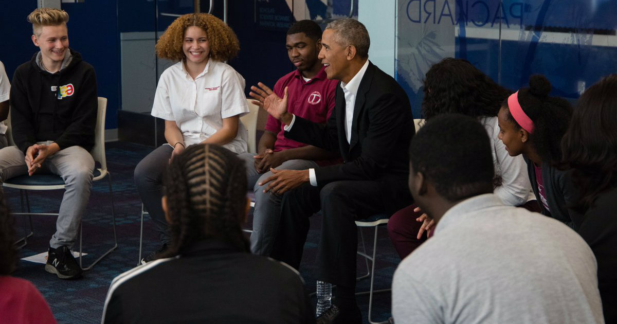 Barack Obama, en un encuentro con estudiantes. © Obama / Twitter