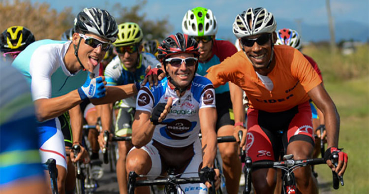 Ciclismo en Cuba © Jit / Calixto N. Llanes