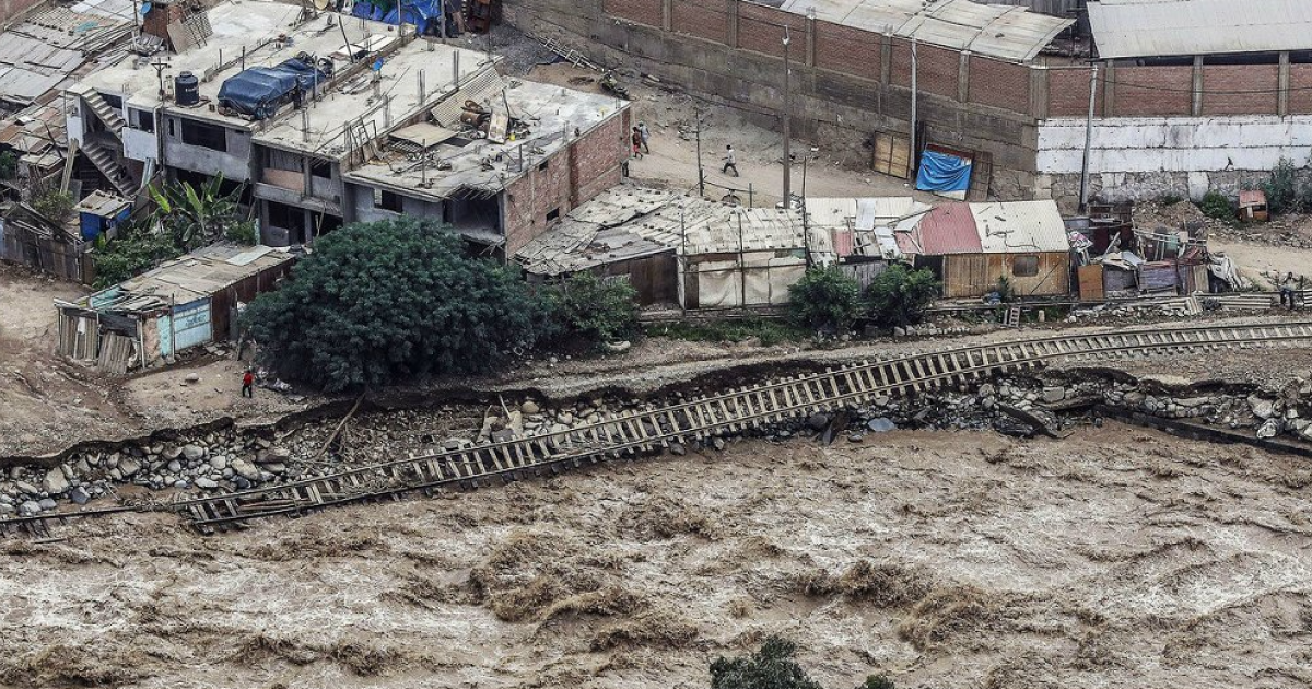 Destrozos causados en Perú por las inundaciones © Twitter