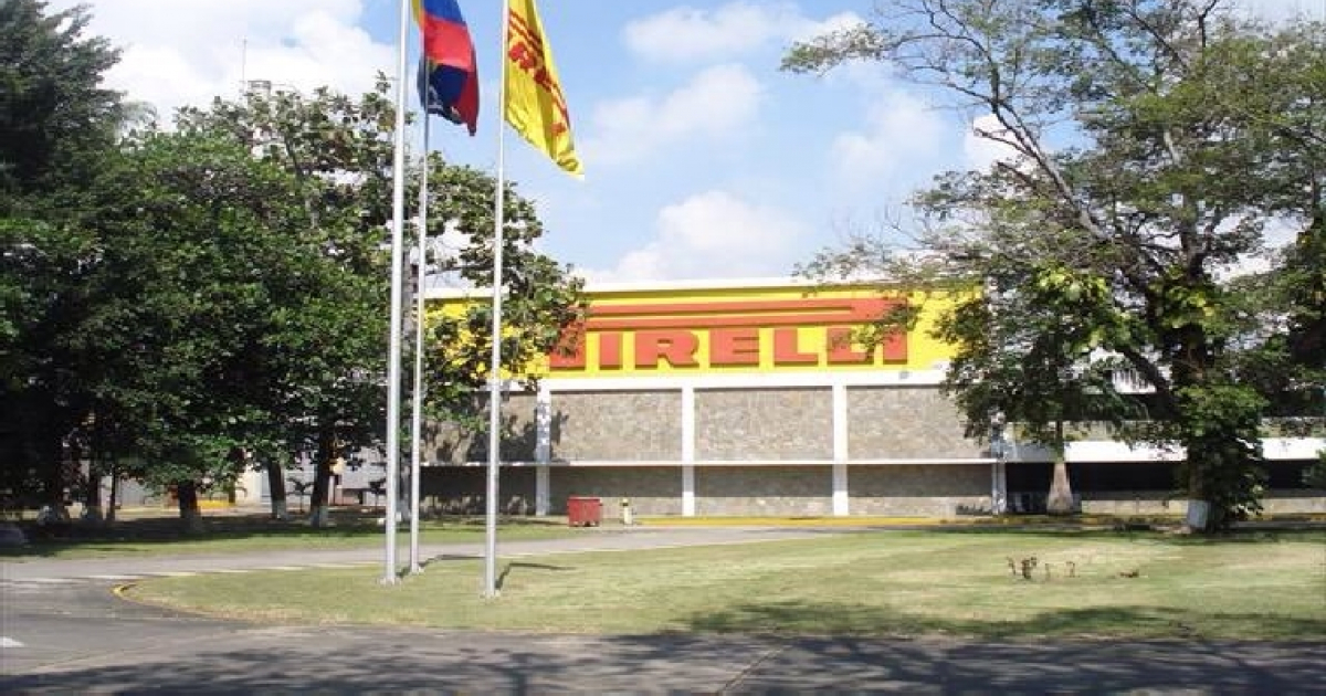 Vista exterior de la fábrica de Pirelli en Venezuela © Caraota Digital