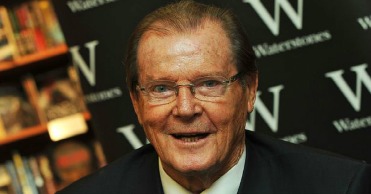 Roger Moore © Surrey Advertiser)