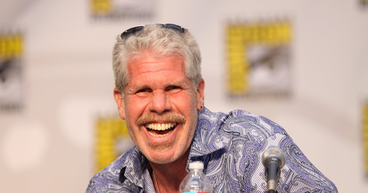  © Ron Perlman