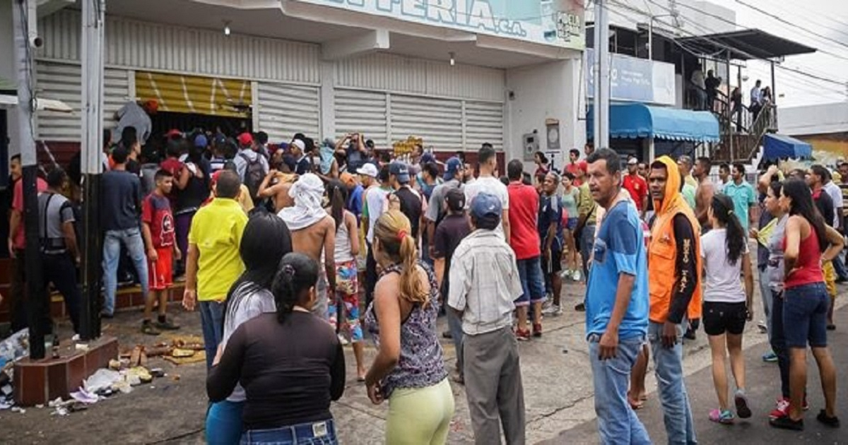 Saqueos en Venezuela © @soywilhens