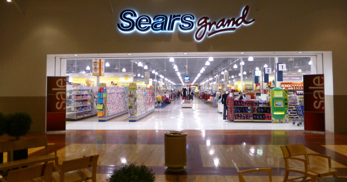 Entrada a una tienda Sears © Wikimedia Commons