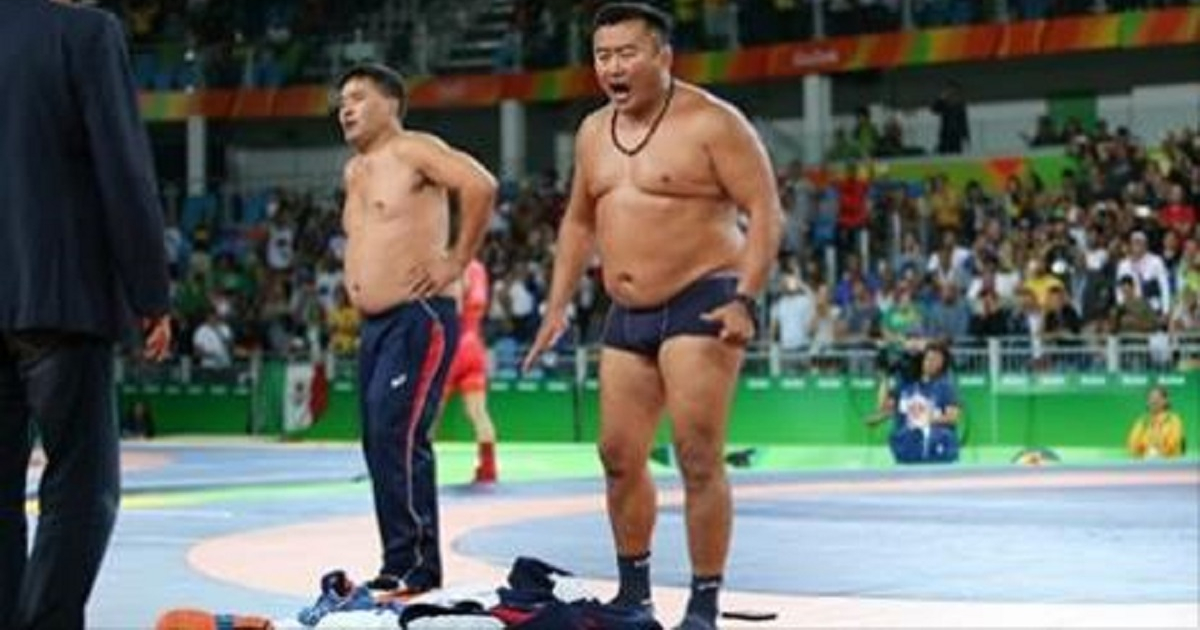  © Striptease de Mongolia en Lucha Libre Río 2016