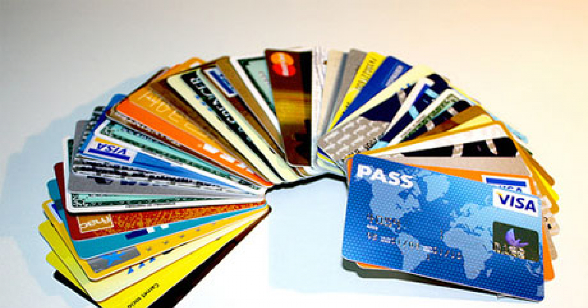Once personas acusadas de robo de tarjetas de crédito © Qualitum Free Pictures