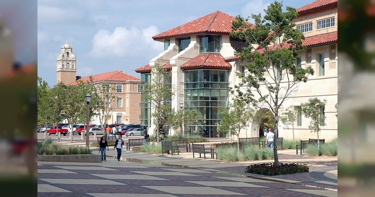 Tiroteo Universidad de Texas © Wikimedia/Holzman Moss Bottino Architecture