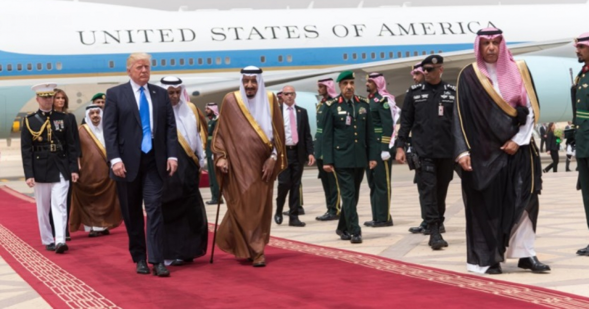 Donald Trump recibido a su llegada a Arabia Saudí © Twitter / Donald Trump