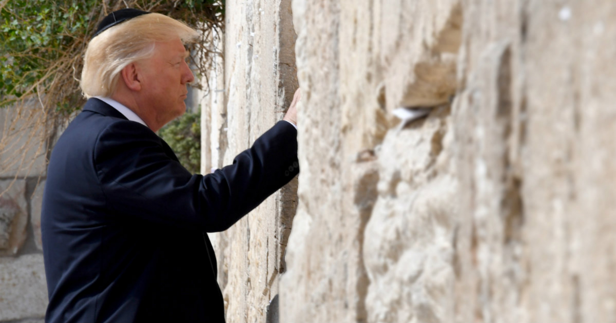 Trump, en el Muro de los Lamentos © Wikimedia