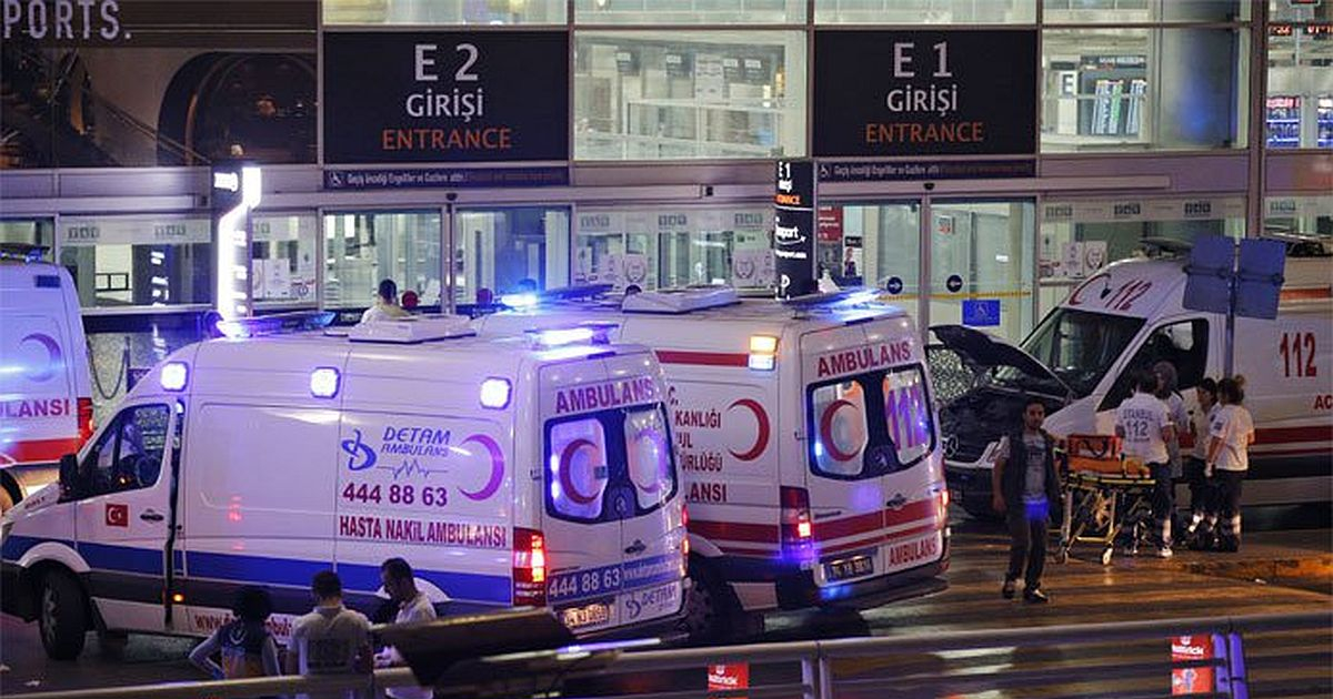  © Responsables de atentado terrorista en aeropuerto de Estambul, planeaban secuestrar rehenes antes de detonar explosivos