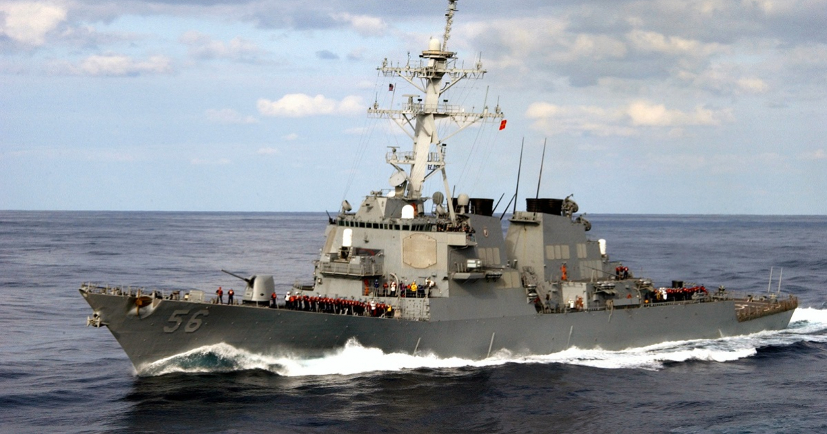 USS John McCain © Wikimedia Commons