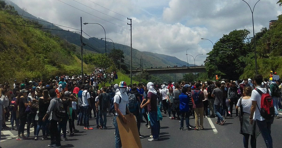 Protestas en Venezuela © Twitter/ Samuel Díaz