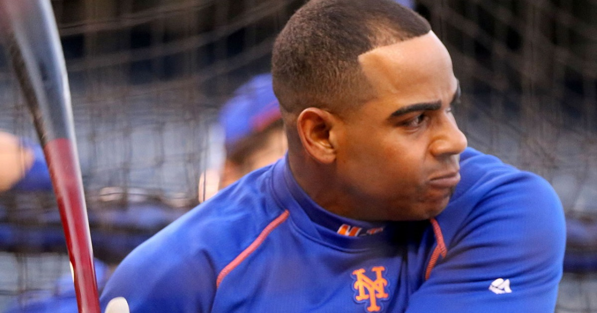 Yoenis Céspedes necesita beber agua © Wikimedia Commons