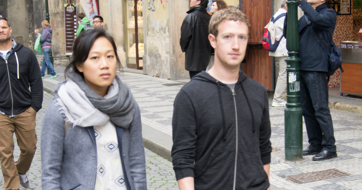 Mark Zuckerberg junto a su esposa Priscilla Chan © Wikimedia Commons